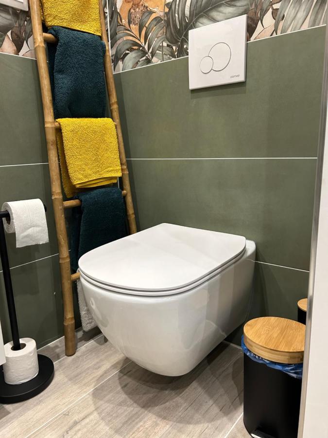 ナルボンヌ La Maddyson Bed & Breakfast エクステリア 写真